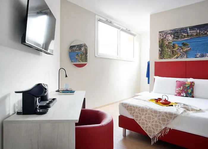 Napoleona Vendégház Como